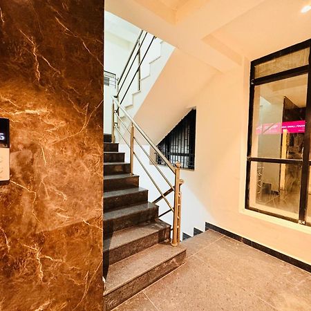 Hotel Star Avenue - Indiranagar Бангалор Экстерьер фото