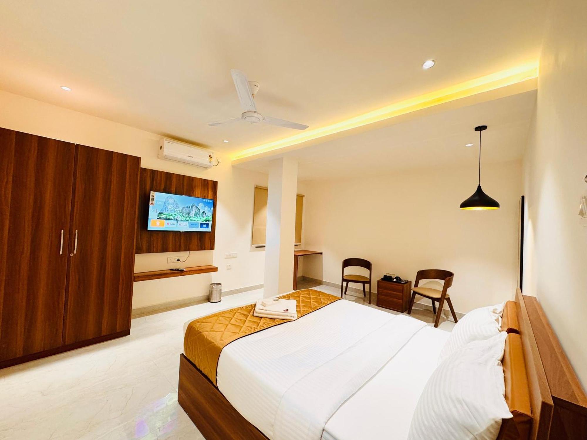 Hotel Star Avenue - Indiranagar Бангалор Экстерьер фото